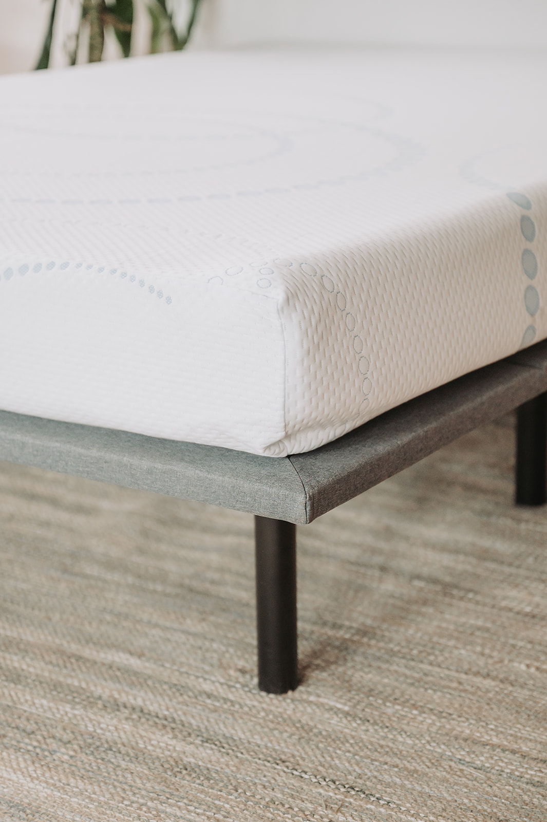 8" Memory Foam Mattress with Pressure-Relief Technology - White