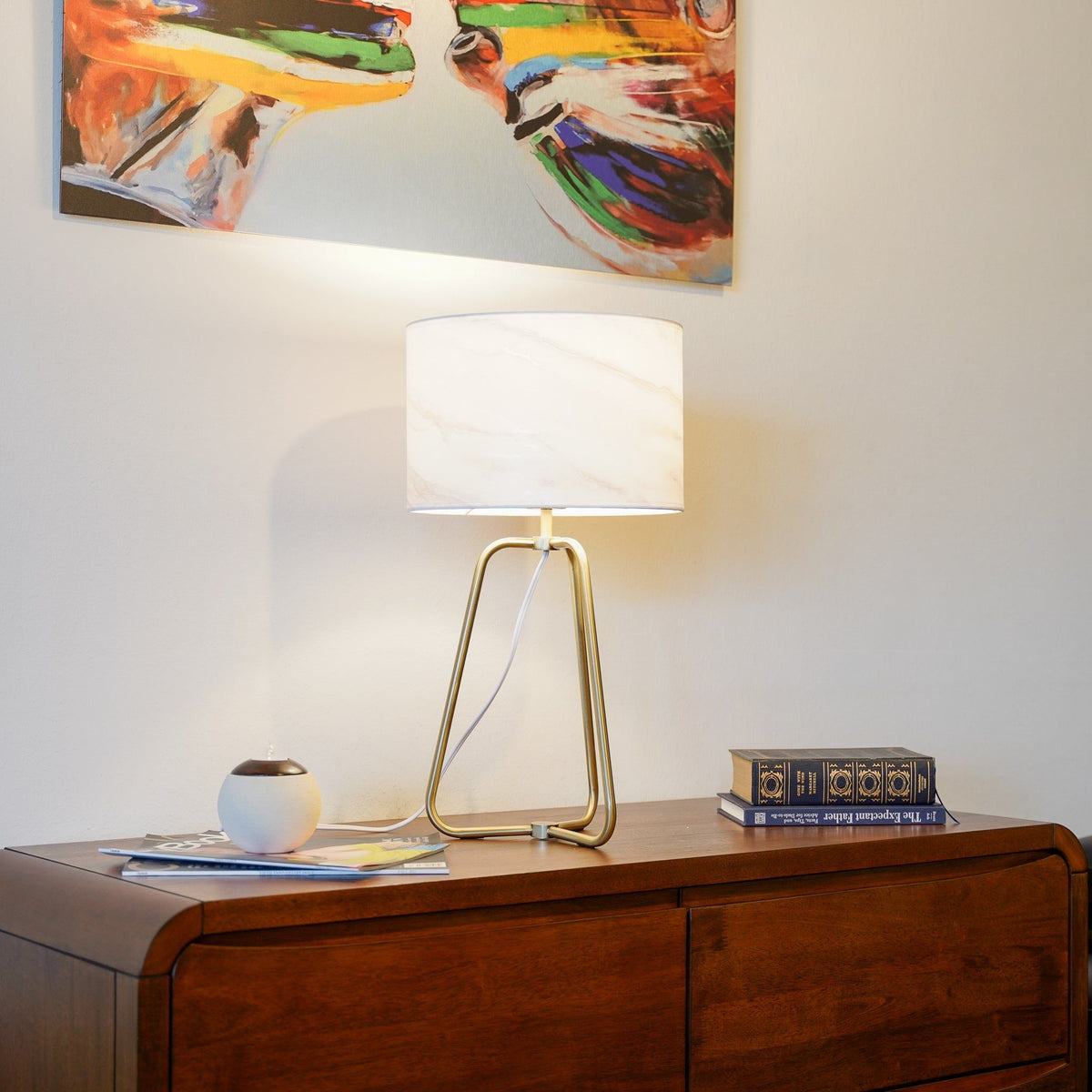 White Desk Lamp with Metal Base - Optima