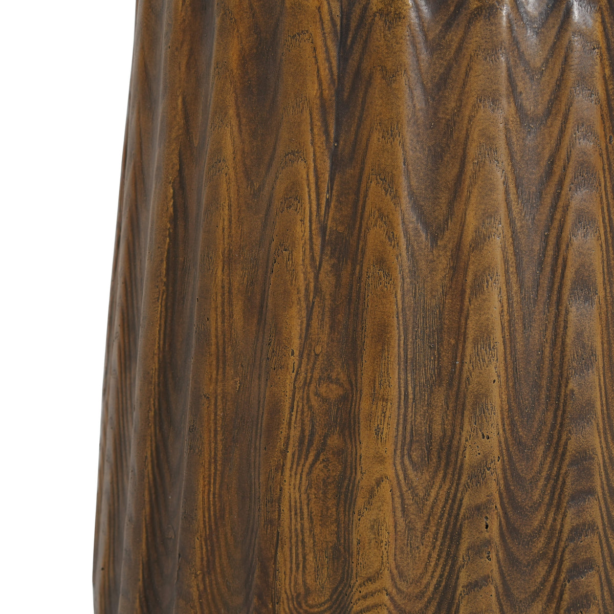 Tree Stump Style Side Table with Weather-Resistant Construction - Natural Wood Look