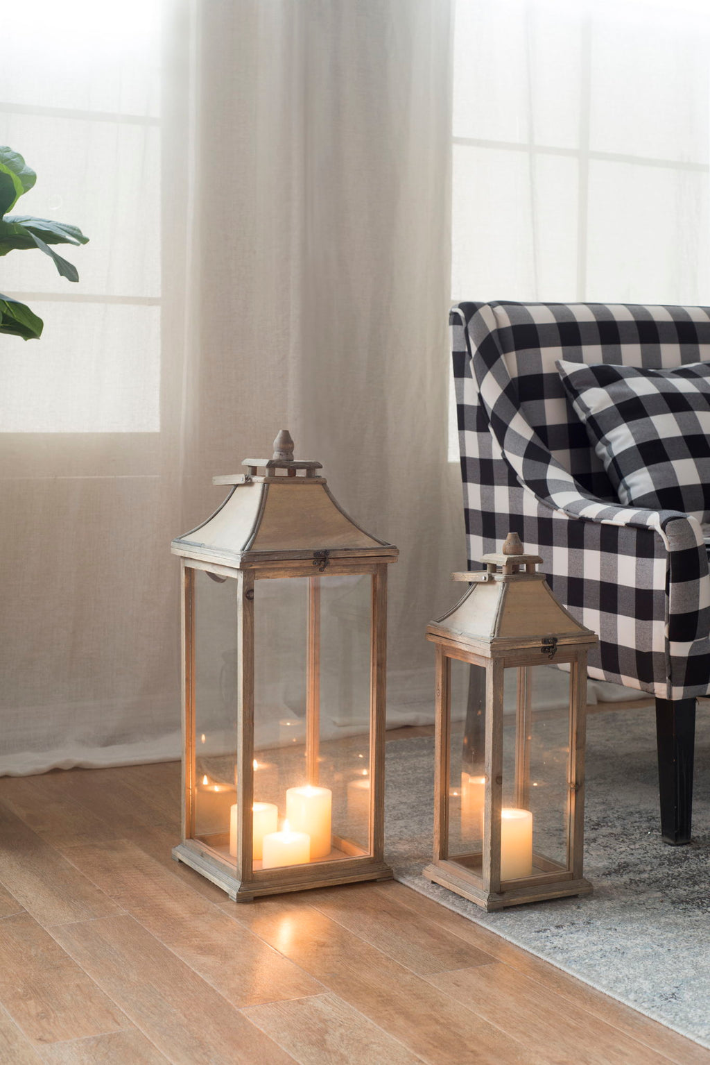 Ivory Candle Lantern Decorative Set