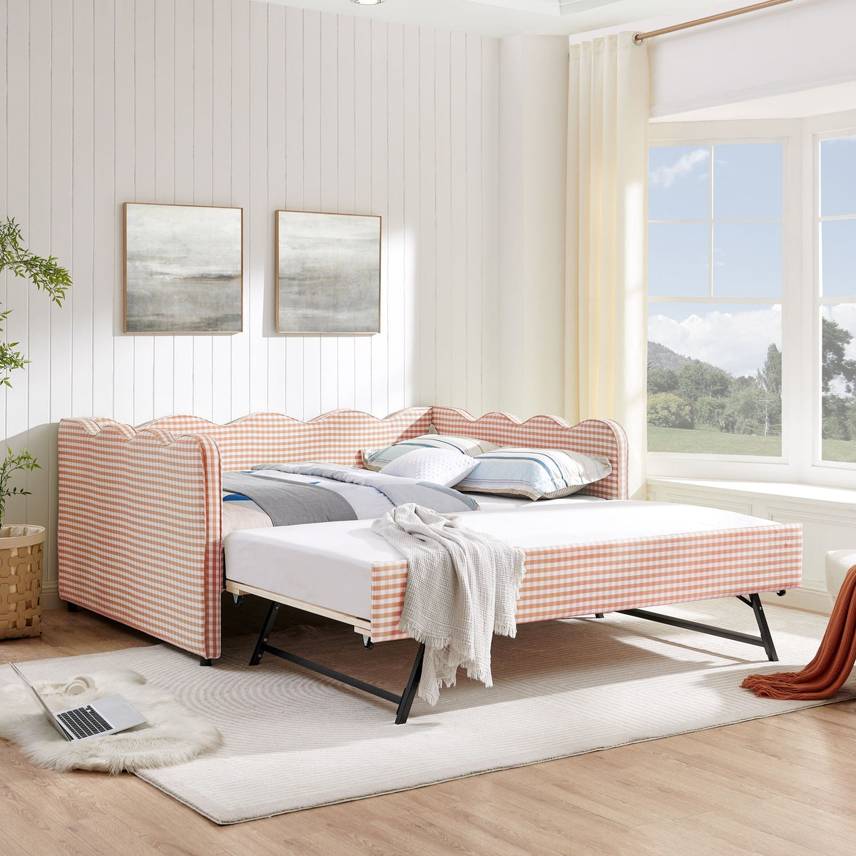 Gingham Daybed with USB Charging Port and Wave-Shaped Design - Multiple Colors