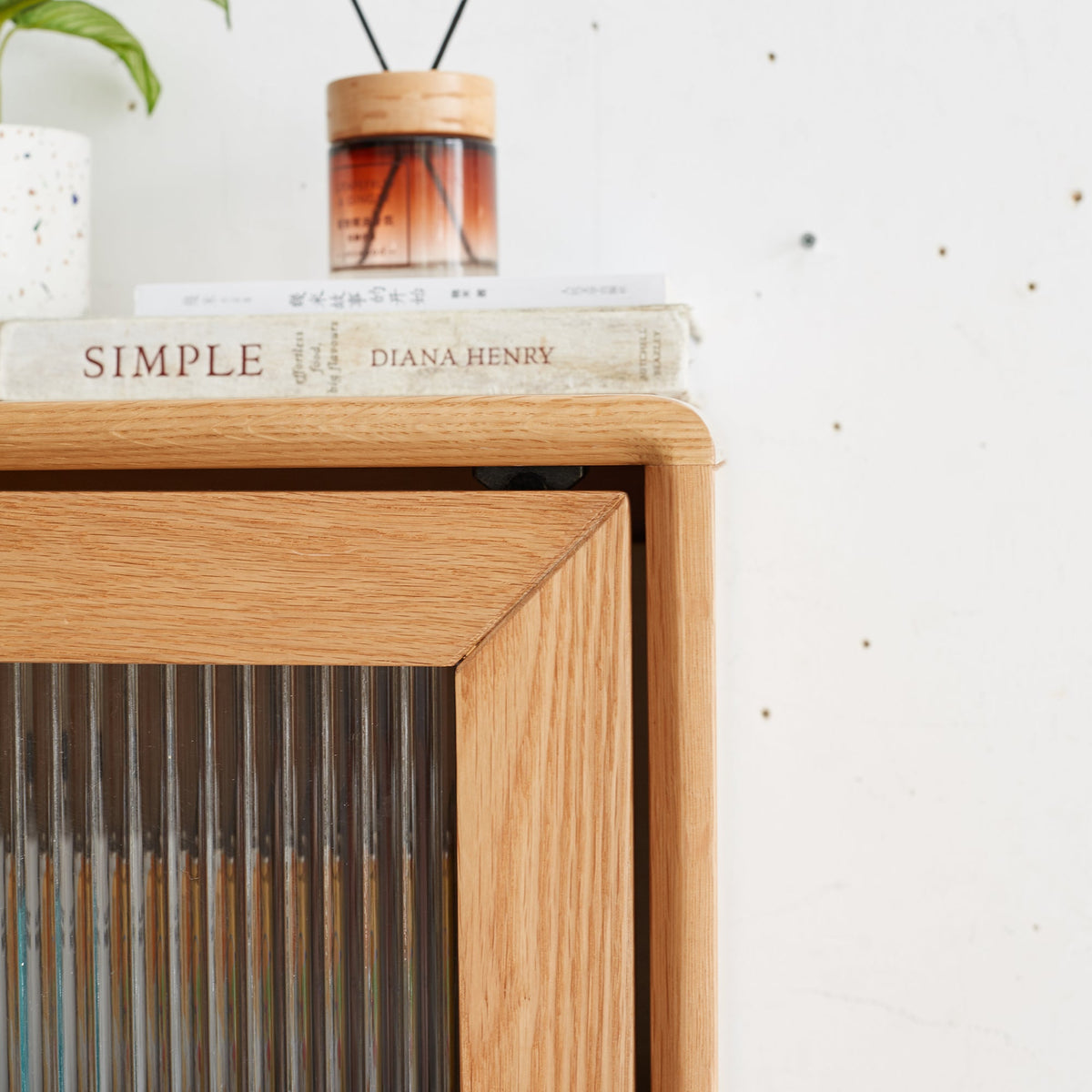 Solid Wood Storage Cabinet with Modern Design - Oak