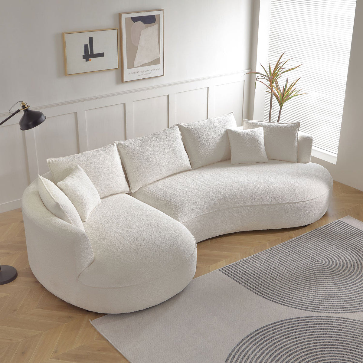 Curved Sofa with Ingenious Shape - 5-Seat Boucle Sectional - Beige