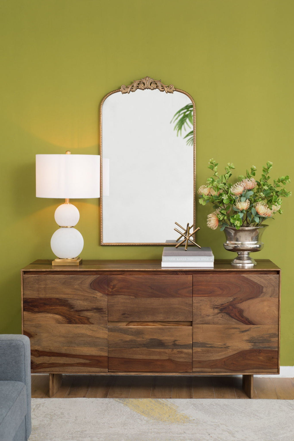 Baroque Inspired Arch Wall Mirror with Ornate Design - Gold or Black