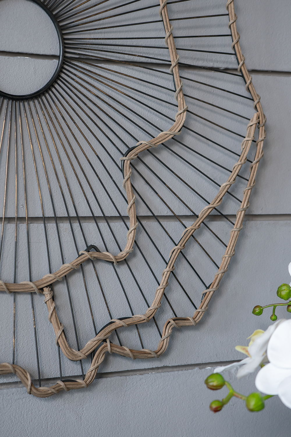 Metal Flowers Wall Decor Set of 3 - Gold