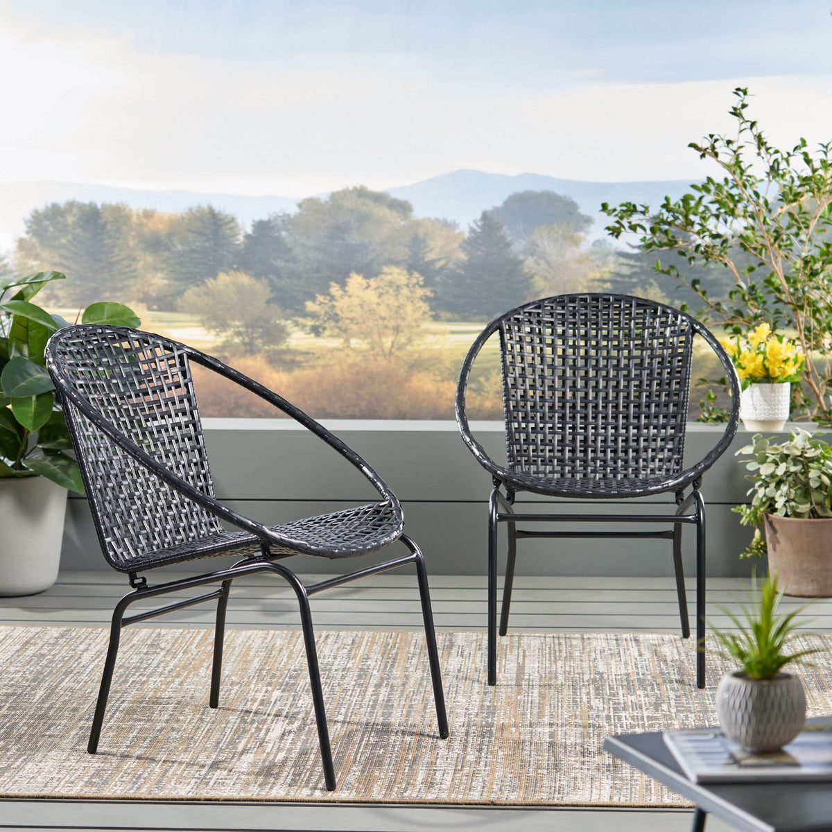 Java Chair with Comfortable Design - Black