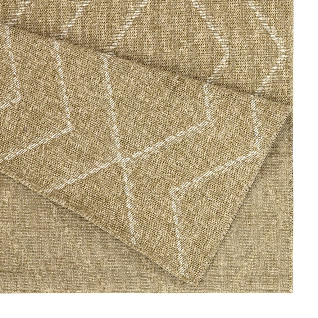 Jute/White Indoor/Outdoor Area Rug with Modern Diamond Motif - 5'3" x 7'3"
