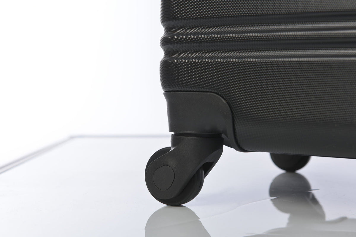 Hardside Spinner Luggage Set with TSA Lock - Black