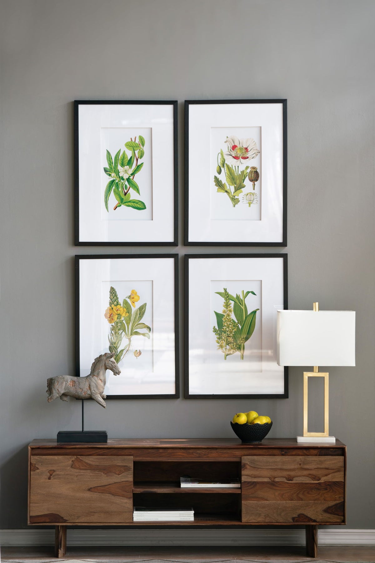 Botanical Flower Wall Art Set of 4 with Framed Prints - White / Blue