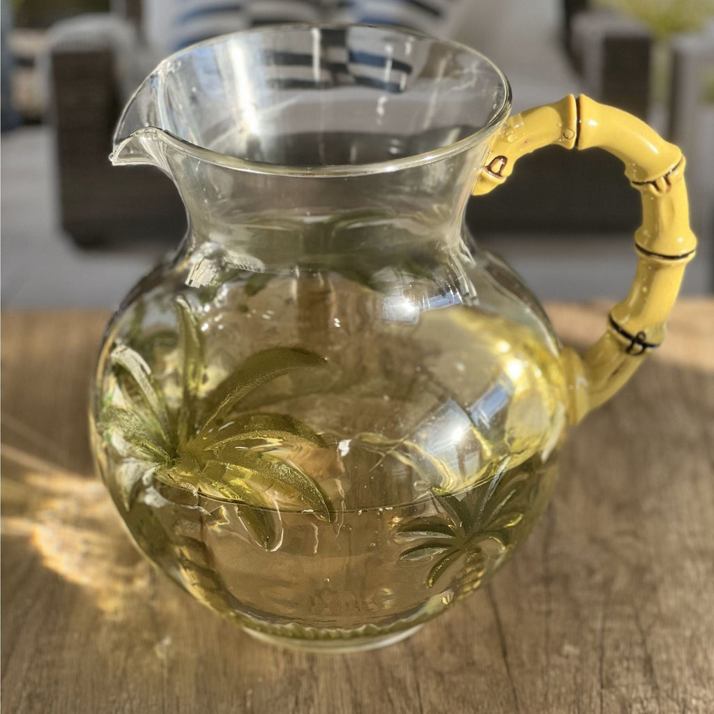 Palm Tree Design Unbreakable Plastic Water Pitcher with Lid and Spout - Clear