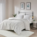 Full/Queen Ultra Plush Down Alternative Comforter Set with Chevron Pattern - Ivory