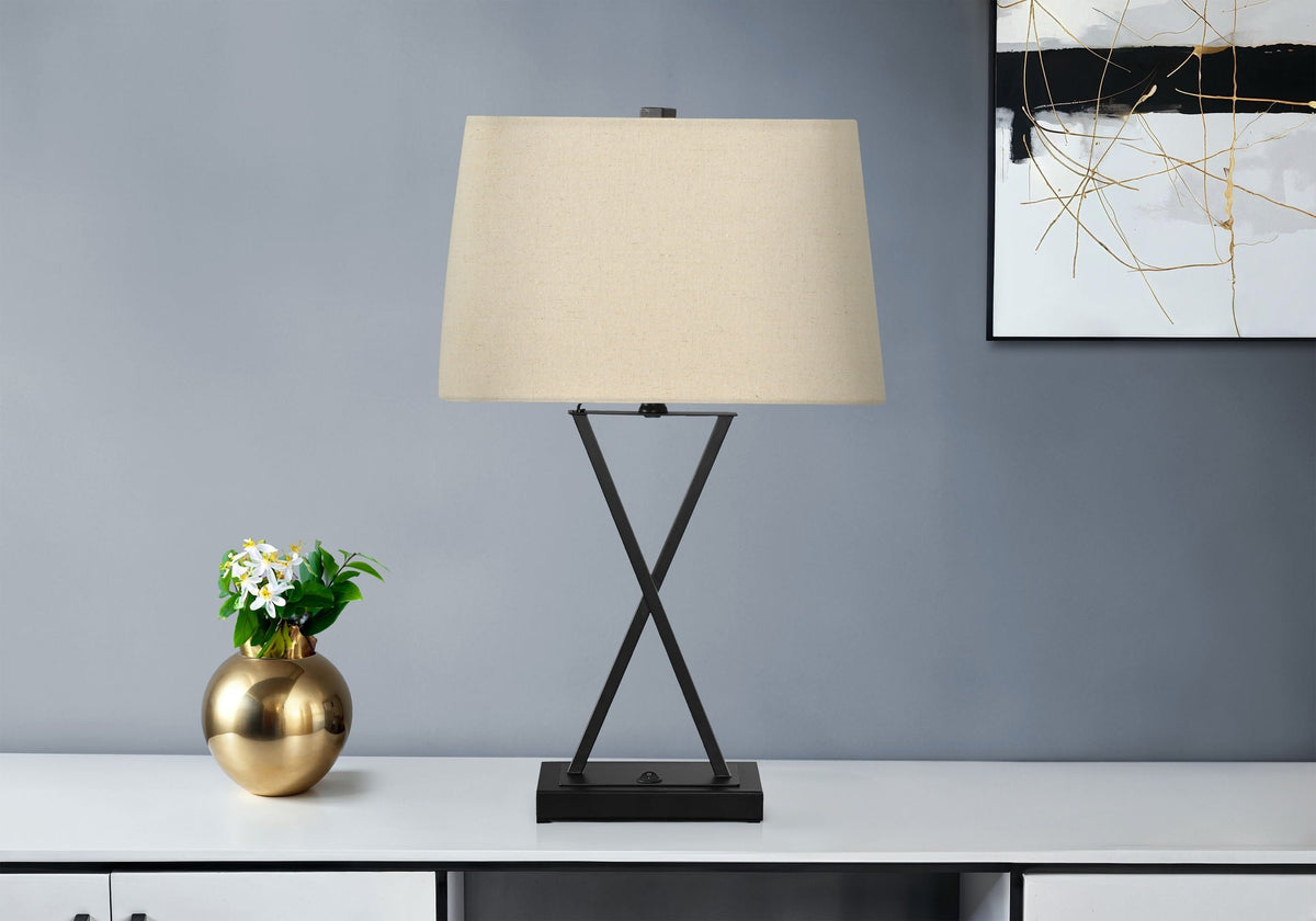 Transitional Table Lamp with USB Port – Black