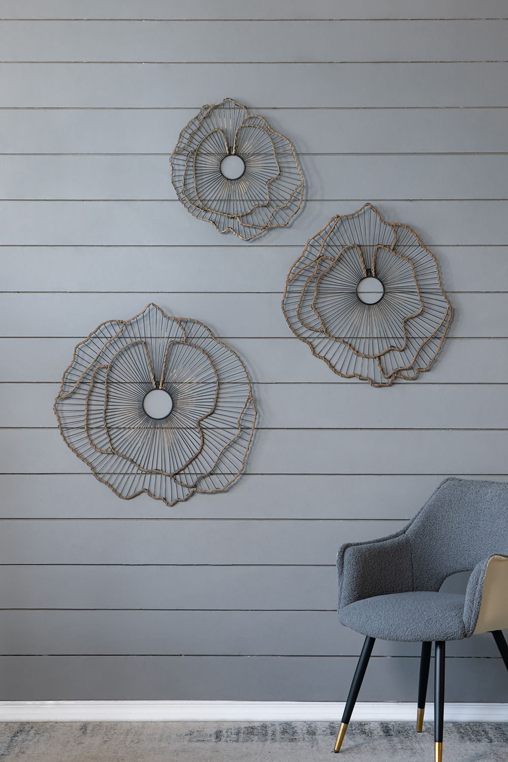 Metal Flowers Wall Decor Set of 3 - Gold