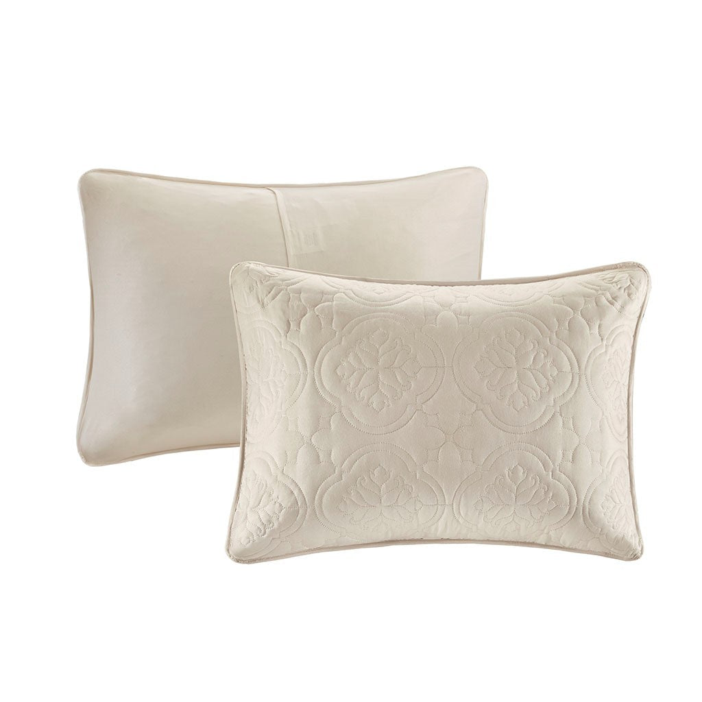 Cream 3 Piece Reversible Bedspread Set with Quilted Medallion - King/Cal King