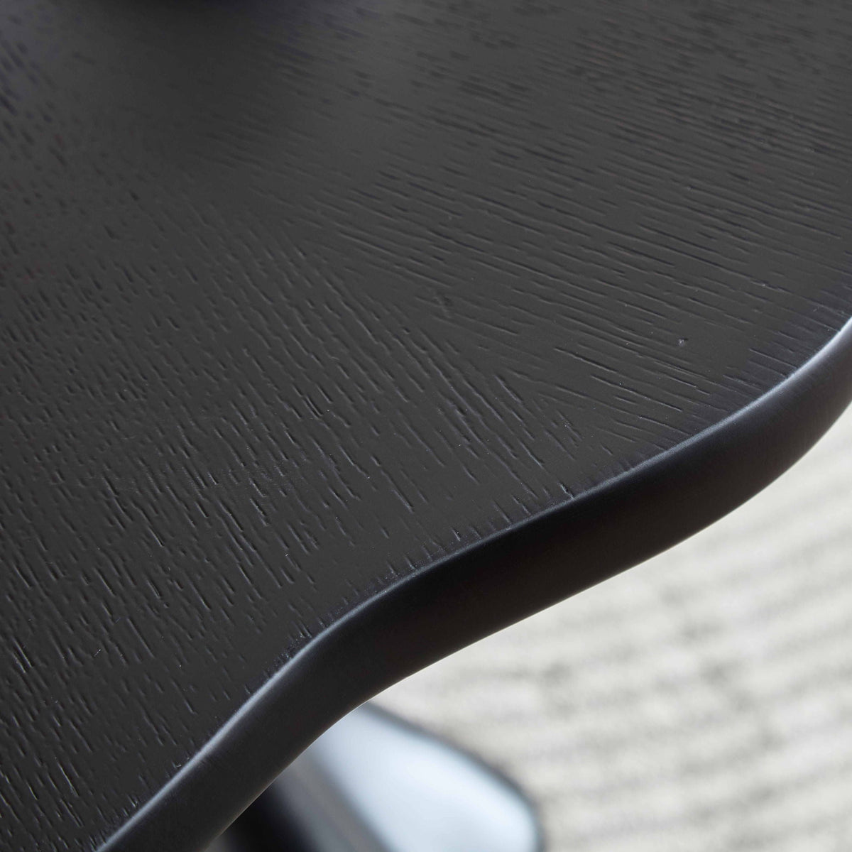 Sculptural Round Dining Table with Petal Shape and Root Texture Base - Black