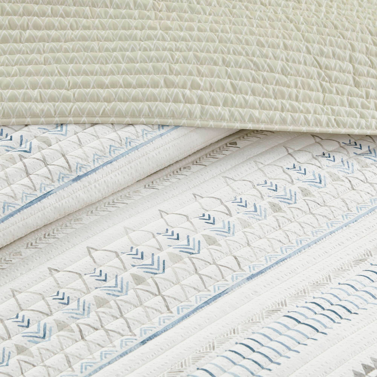 Printed Microfiber Seersucker Quilt Set with Reversible Design - Taupe/Blue