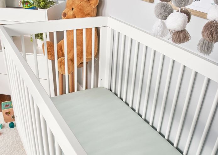 Light Green Cooling Crib Sheet with Powerband® Secure Fit