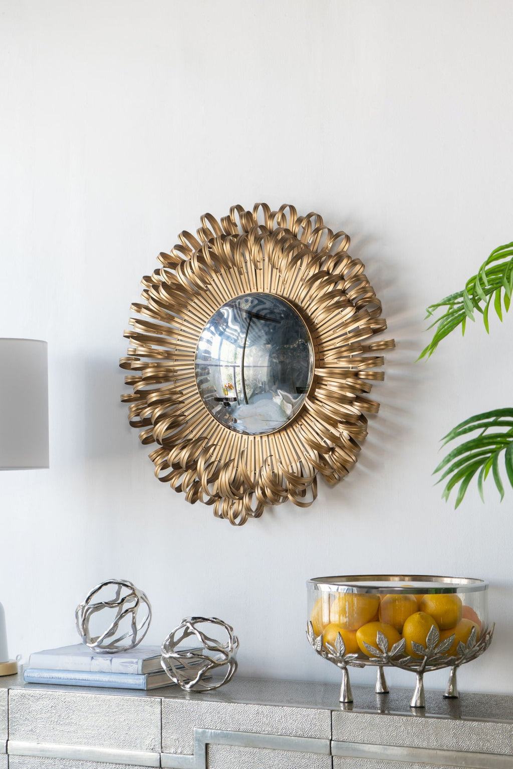 Sunburst Design Wall Mirror with Decorative Gold Finish - Modern Entryway