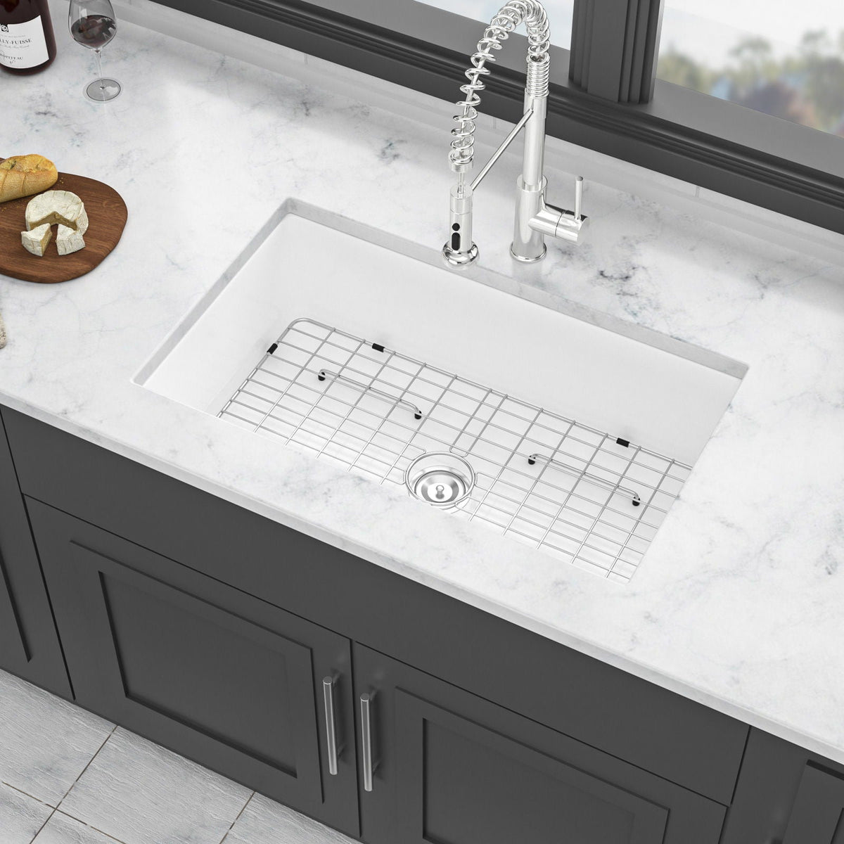 Farmhouse Ceramic Apron Front Single Bowl Kitchen Sink with Durable Design - White or Black