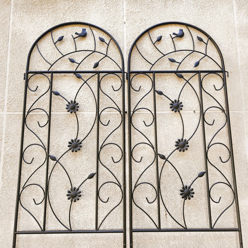 Rustproof Metal Garden Trellis Set with Reliable Plant Support - Brown