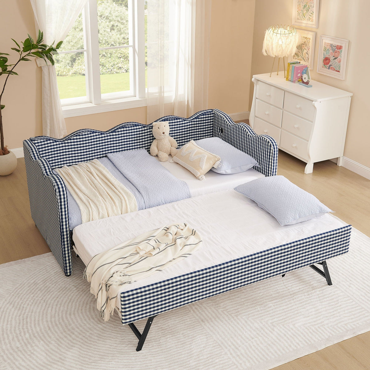 Gingham Daybed with USB Charging Port and Wave-Shaped Design - Multiple Colors