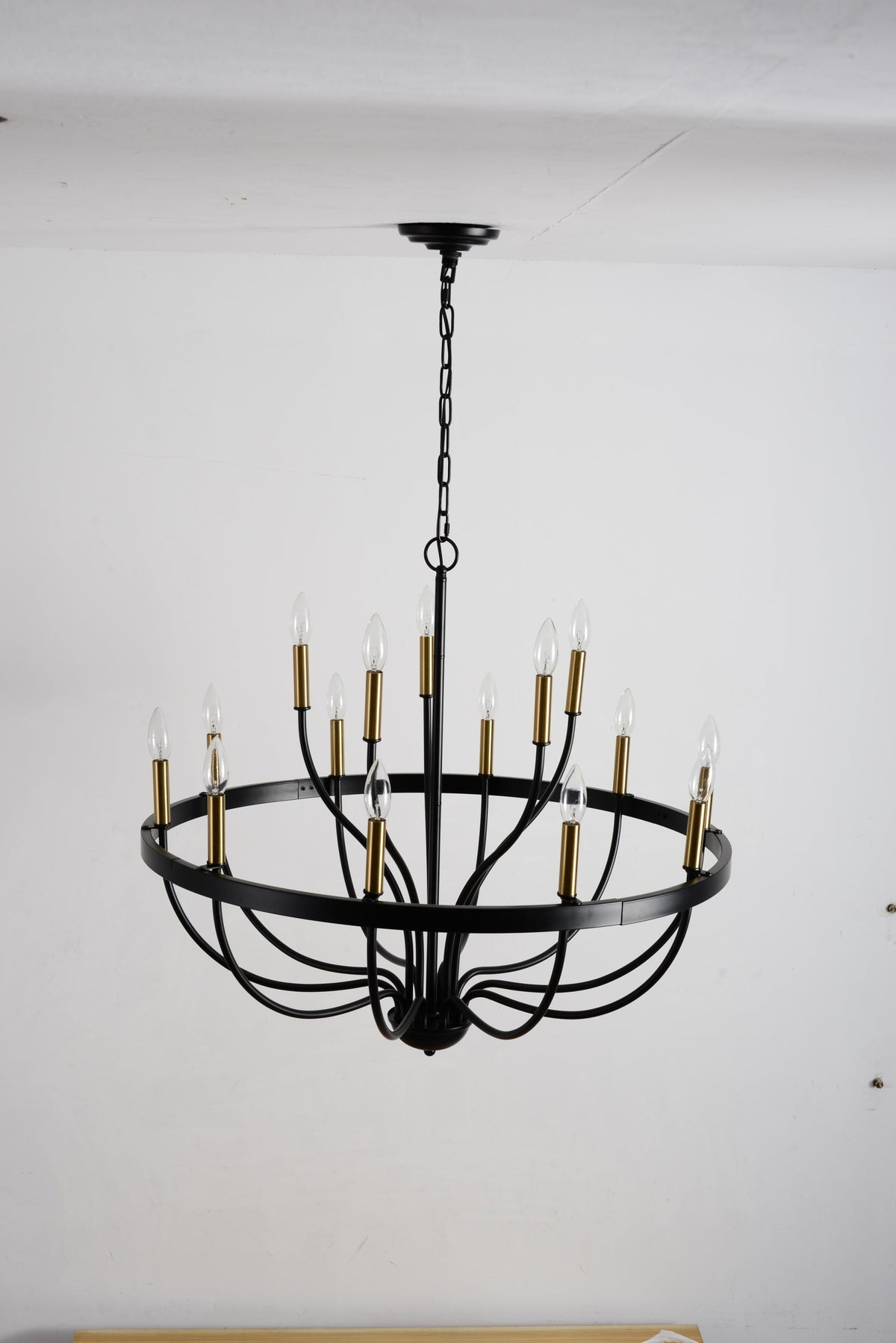 18-Light Industrial Iron Candle Chandelier with Adjustable Height - Gold & Black