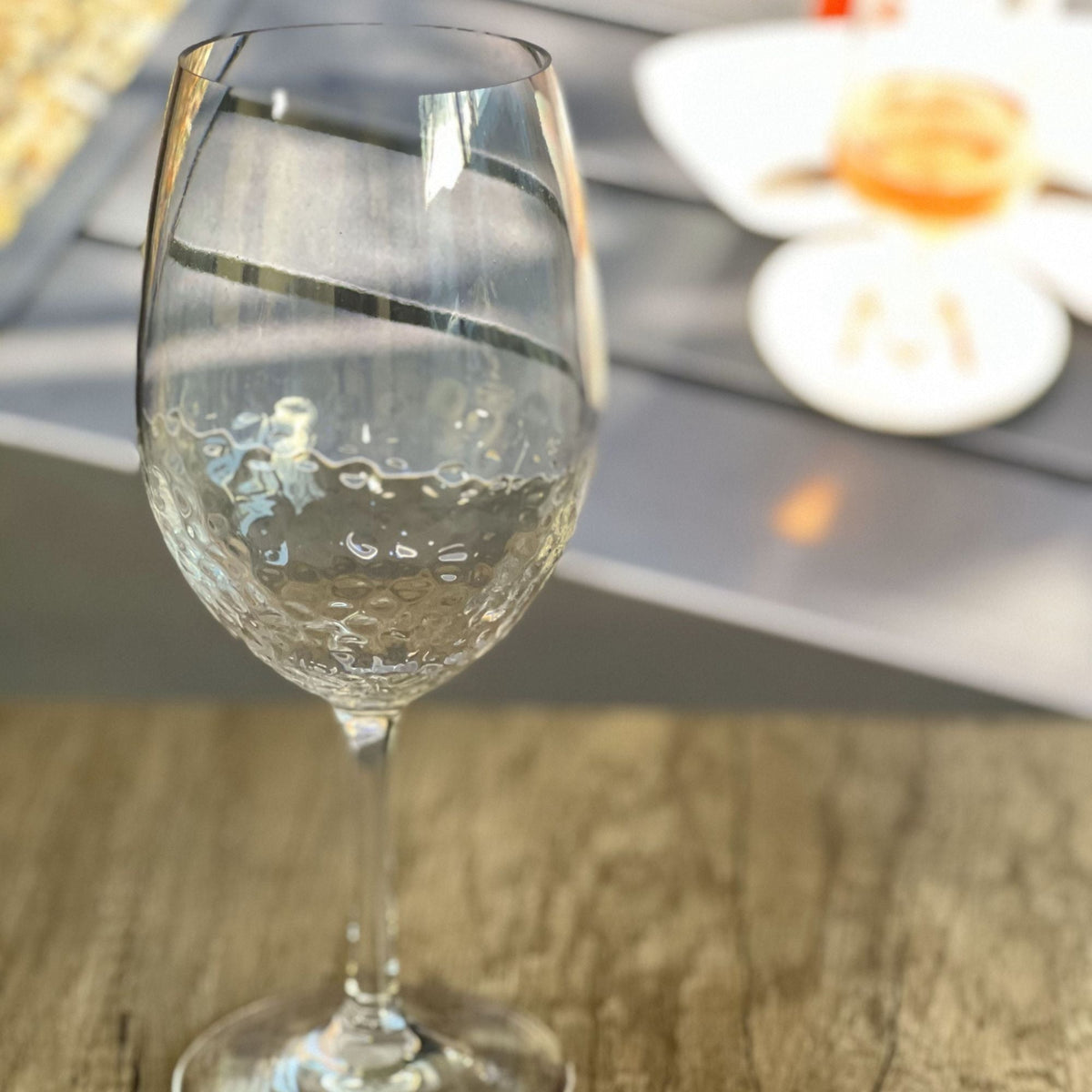 Unbreakable Tritan Plastic Wine Glasses with 20oz Capacity - Clear