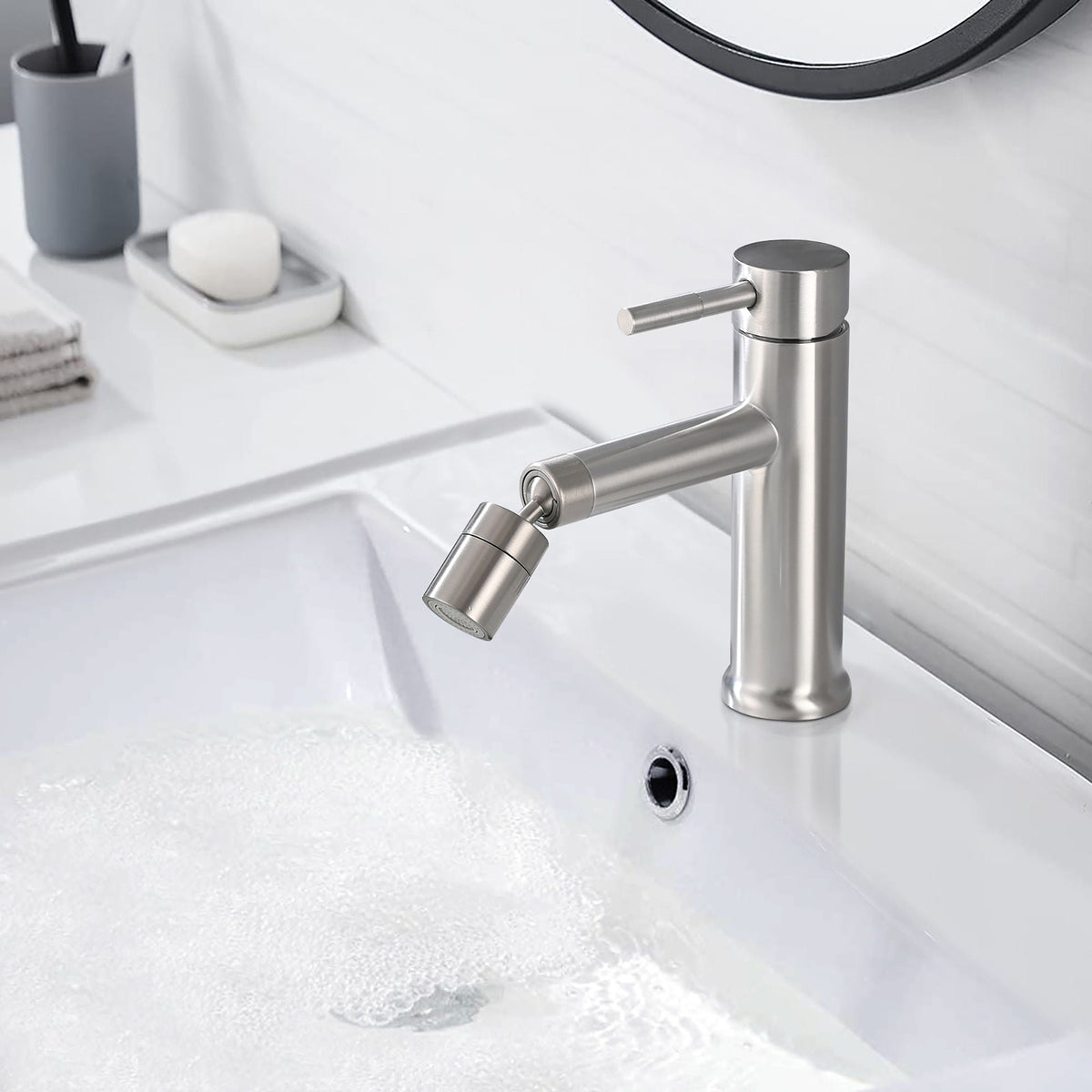 Pearl Silver Bathroom Faucet with 2 Modes and 360° Rotating Aerator