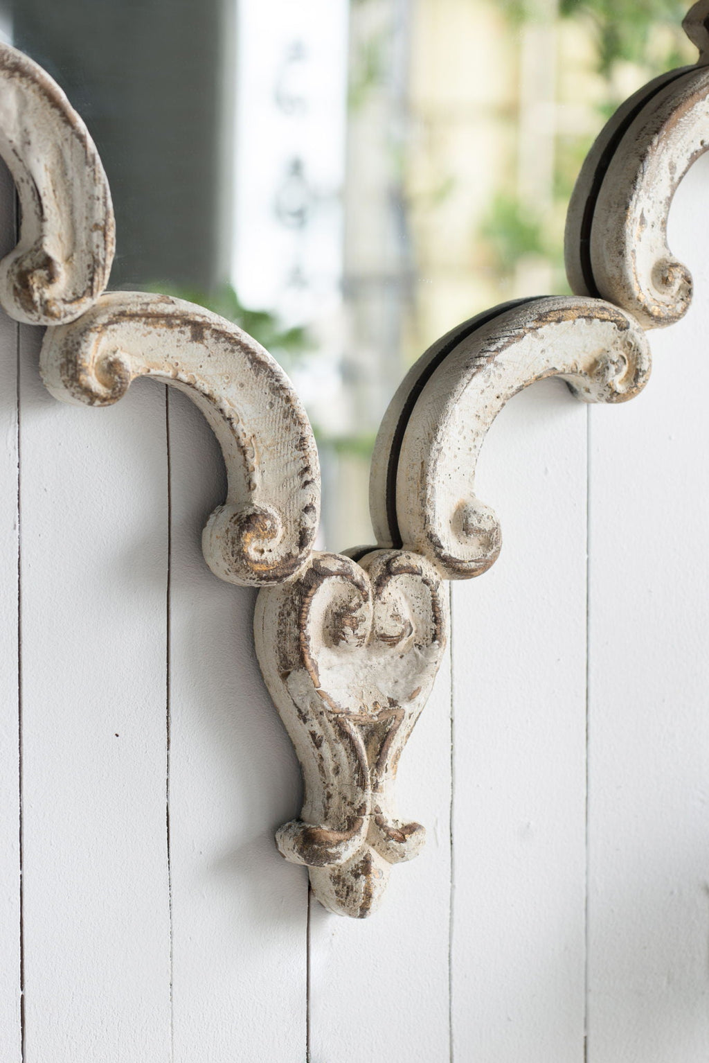 Artistic Diamond Scrollwork Wall Mirror with Fir Wood Frame - Antique White