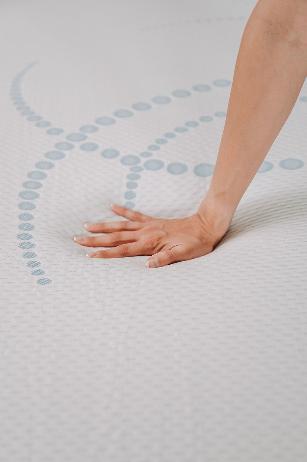 8" Memory Foam Mattress with Pressure-Relief Technology - White