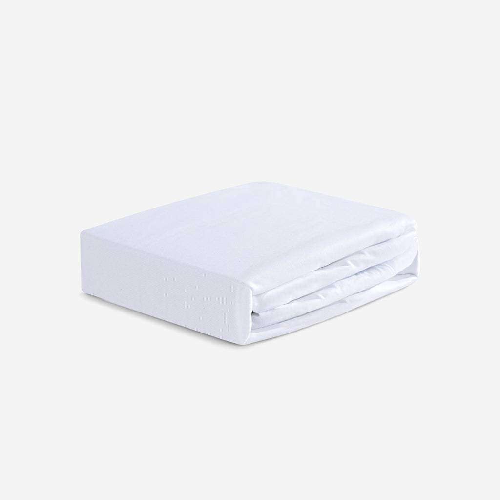 Hyper-Linen Crib Sheet with Powerband® - White