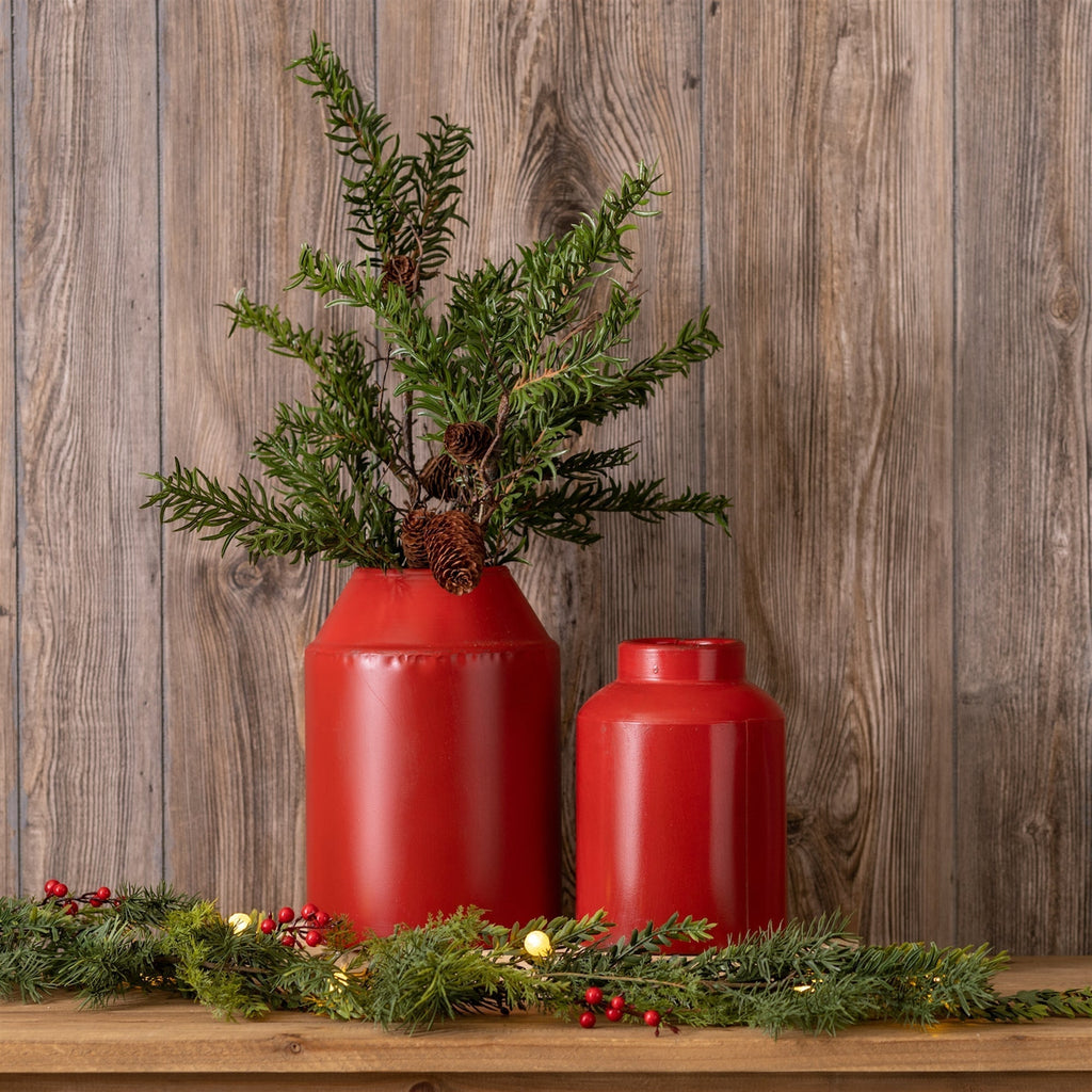 Red metal vase (set of 2)