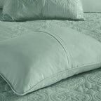 Seafoam 3 Piece Reversible Bedspread Set with Medallion Quilting - Full/Queen
