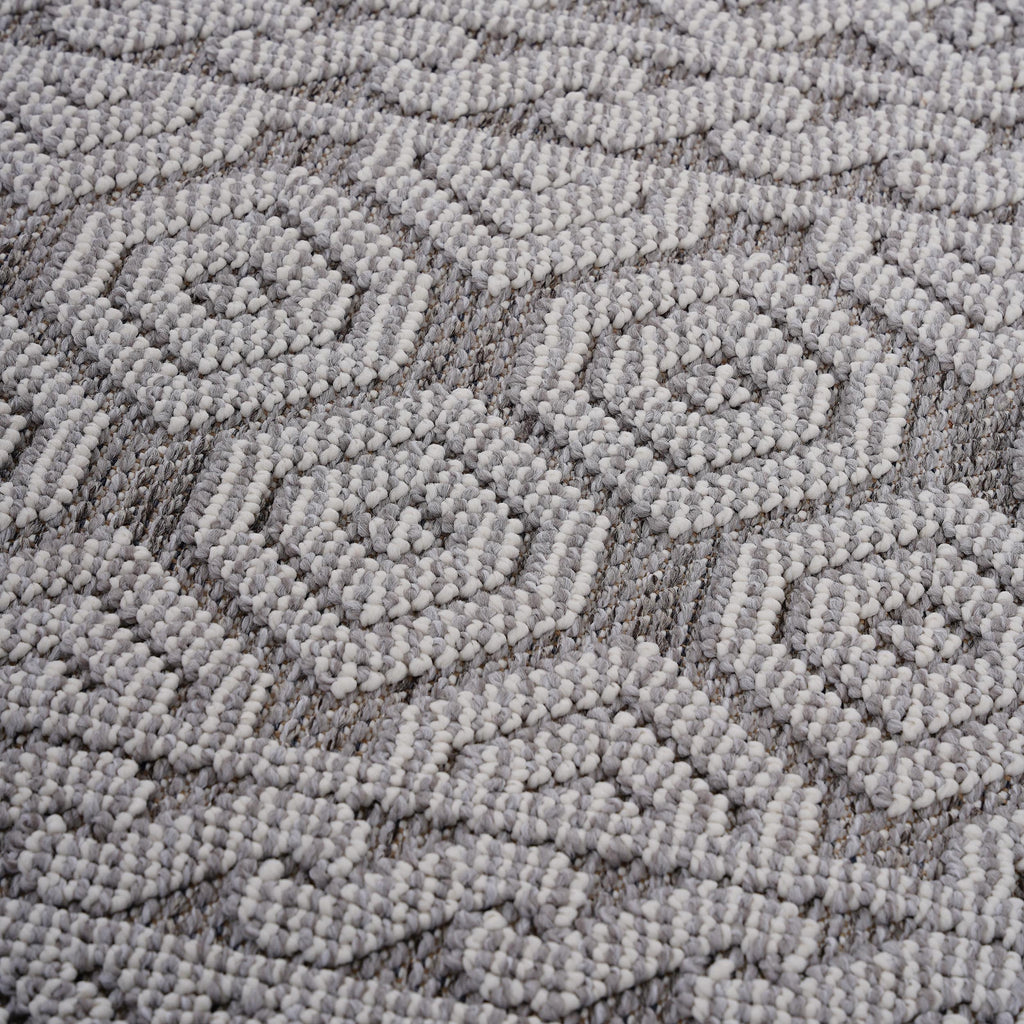 Guros Collection 6.7x9 Rug with Stain-Resistant Polypropylene - Grey+White