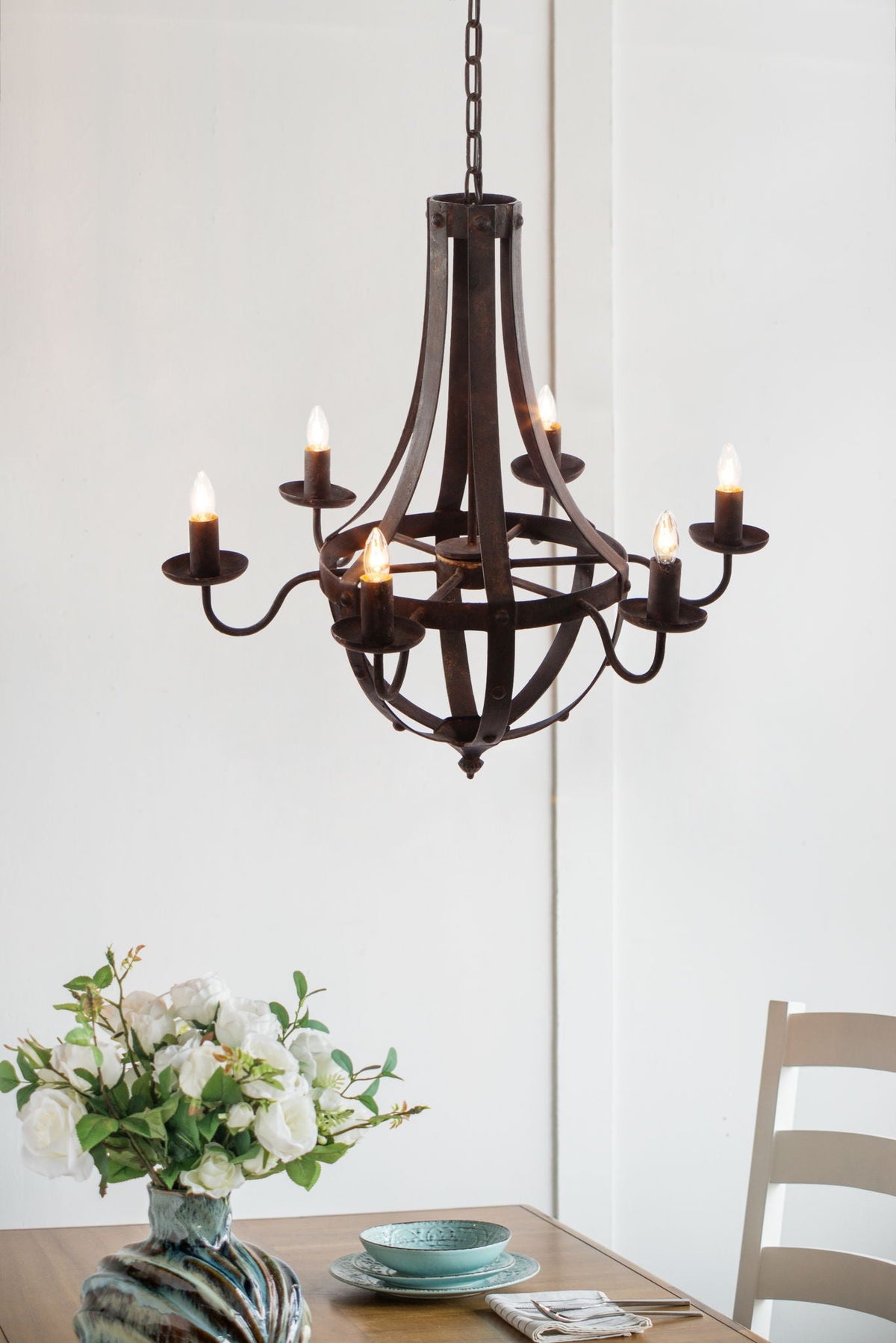 6 Light Metal Chandelier - Black