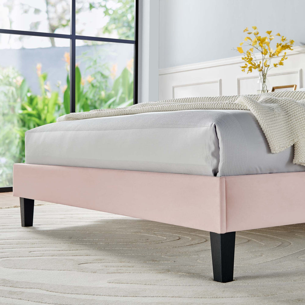 Daisy Performance Velvet Platform Bed by Modway