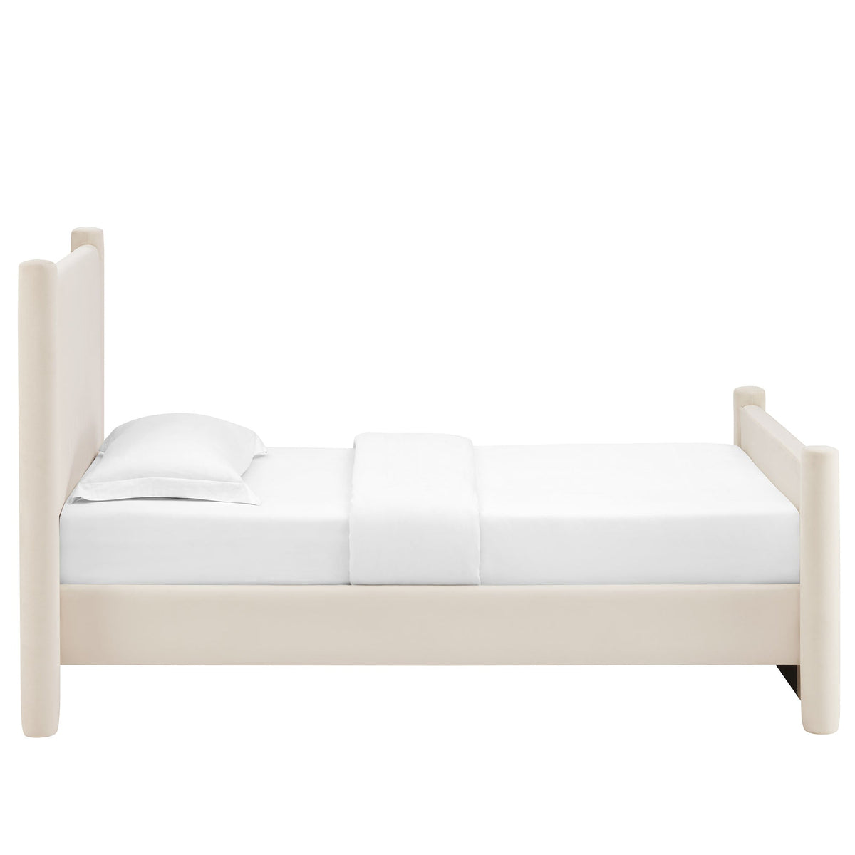 Rael Rounded Post Performance Velvet Platform Bed by Modway