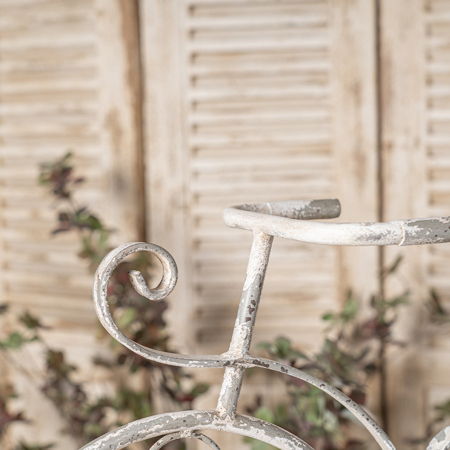Rustic Bicycle Metal Wire Wall Planter Basket with Vintage Design - Grey and White