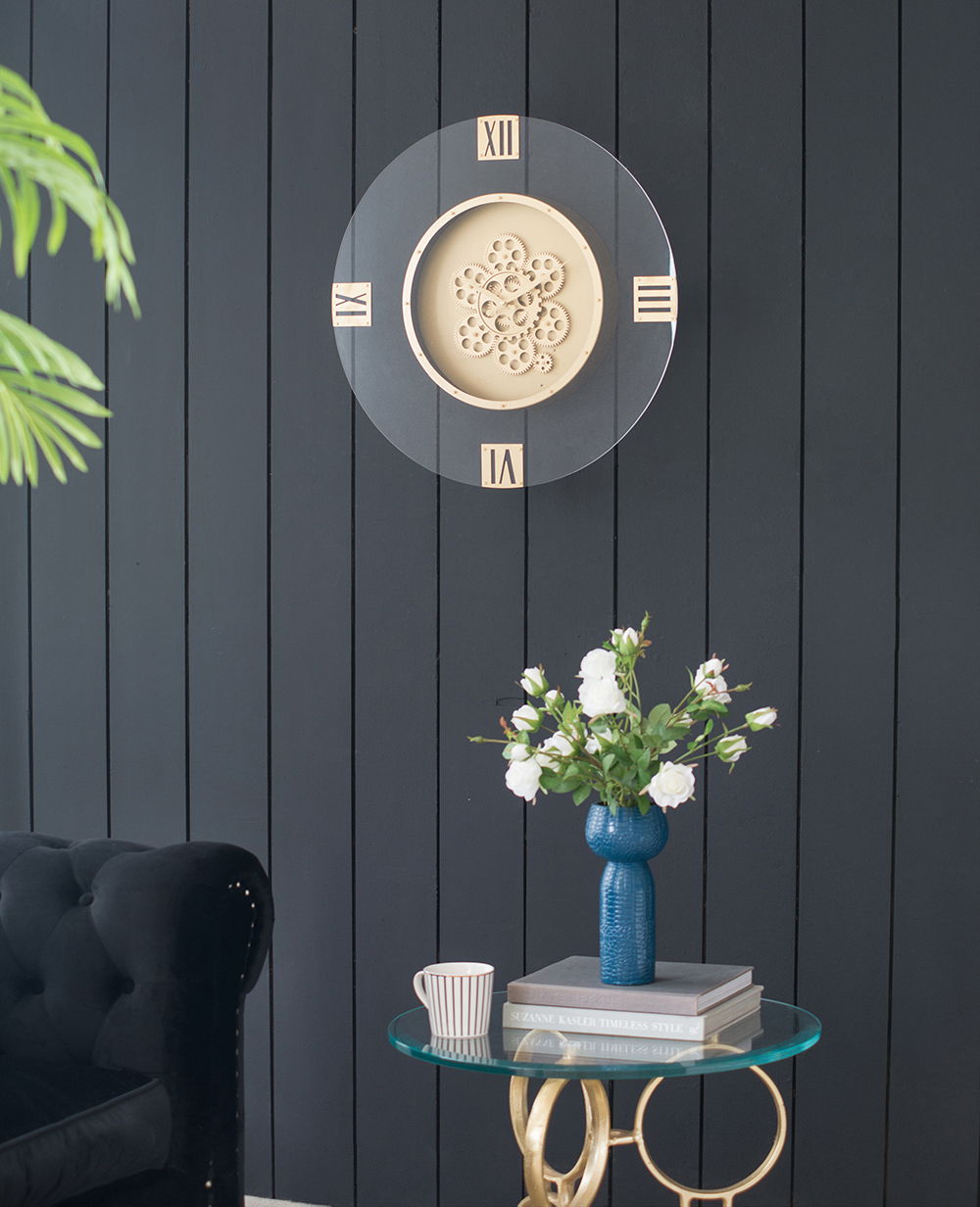Round Moving Gear Wall Clock with Roman Numerals - Multicolor