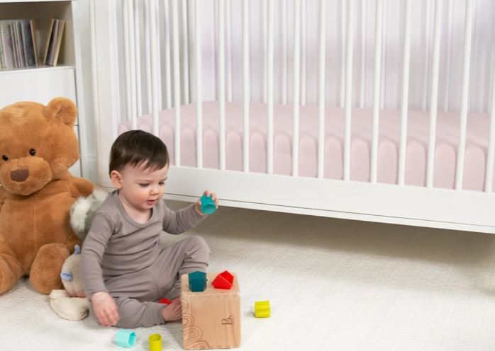 Dri-Tec Crib Sheet with Moisture-Wicking Fabric - Light Pink