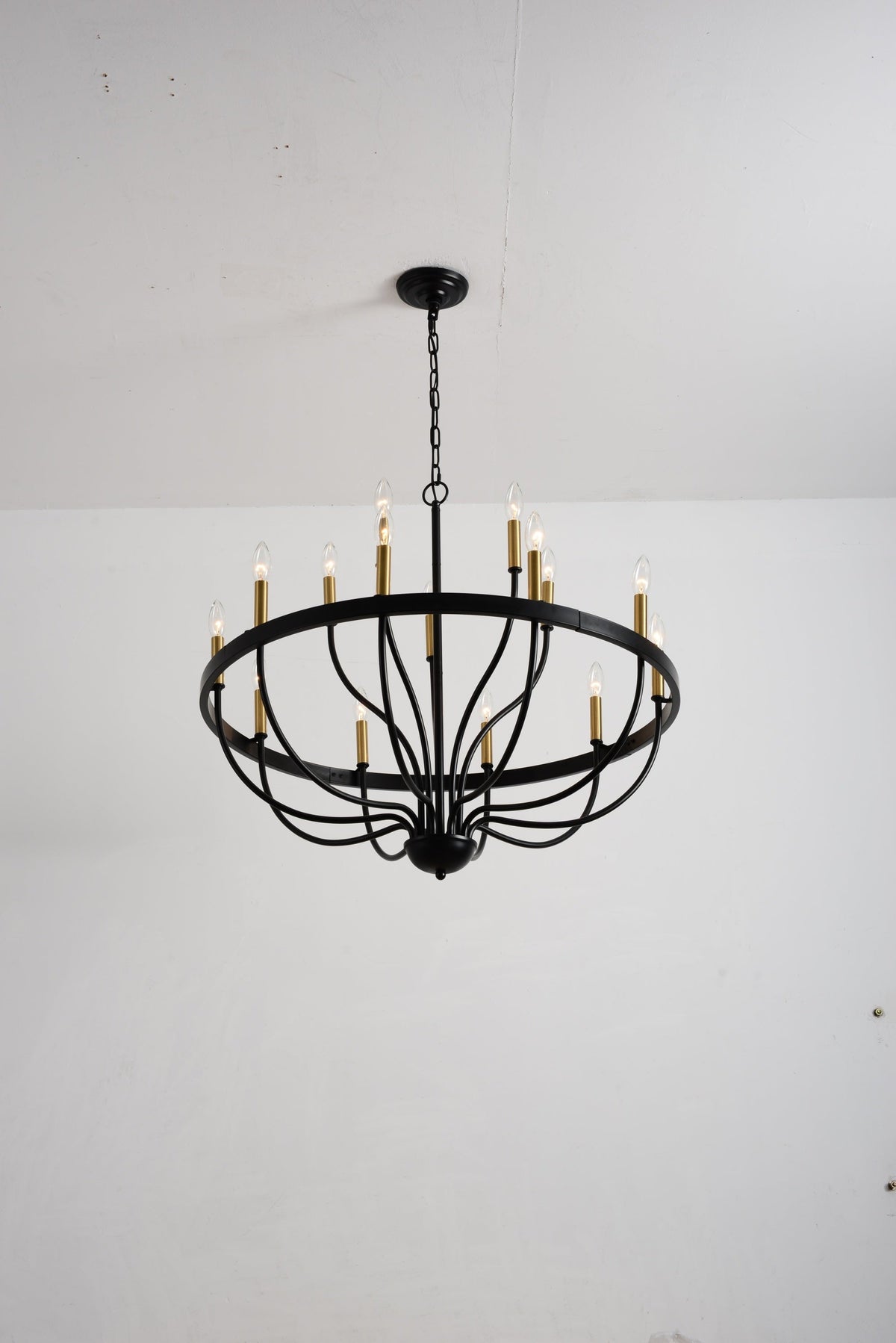 18-Light Industrial Iron Candle Chandelier with Adjustable Height - Gold & Black