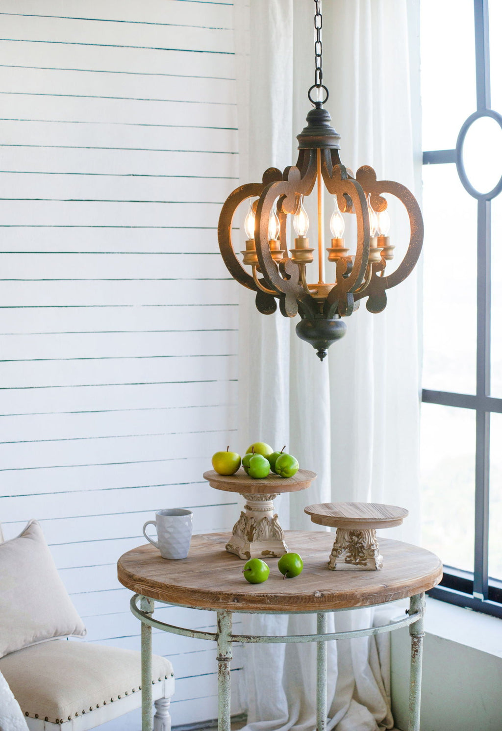 Cream & Brown Cake Stand with Magnesium Base - 9.5" W x 9.5" D x 5.3" H