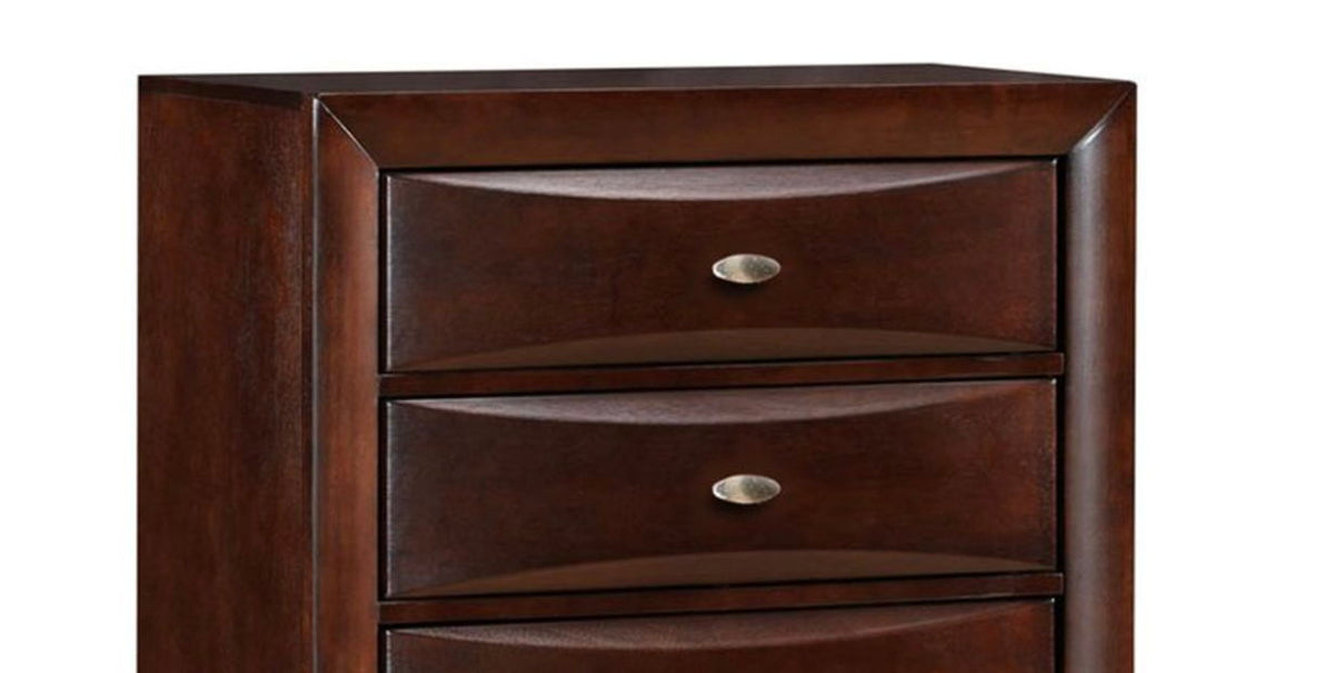 Ireland Elegant Design Chest