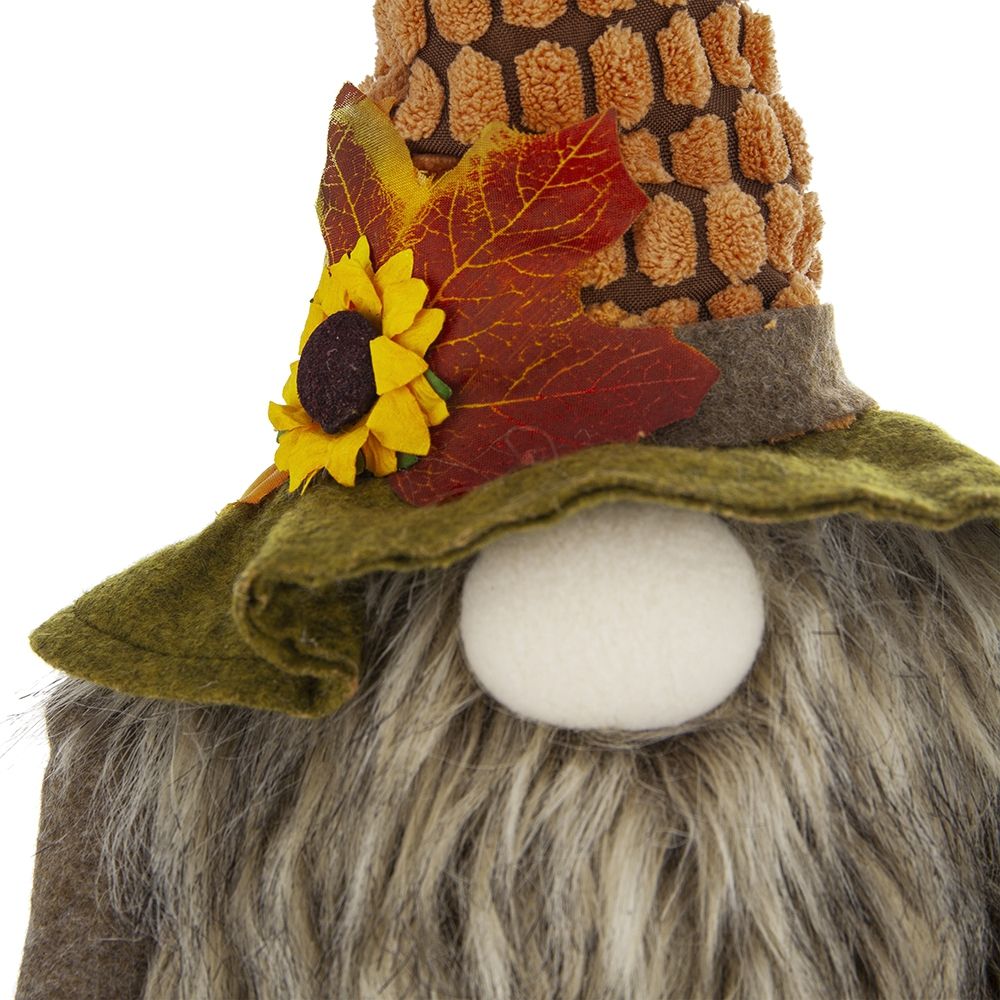 Sitting Gnome With Maple Leaf (Set of 2)