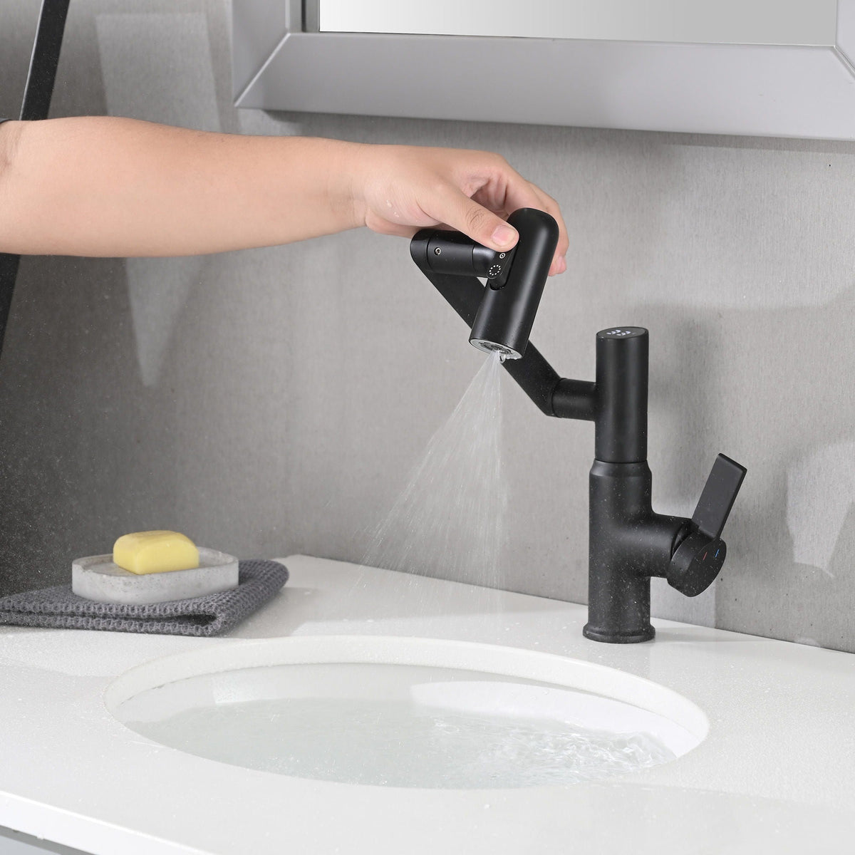 Bathroom Sink Faucet with Spray Function and Temperature Display - Black or Pearl Silver