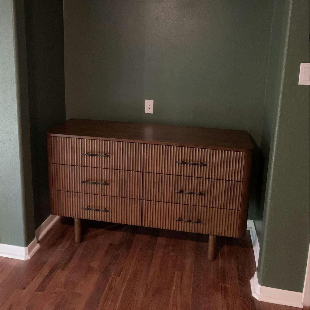 Brown 6-Drawer Dresser with Walnut Finish – Solid Wood