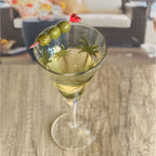 V Shaped Unbreakable Plastic Wine Glasses with 14Oz Capacity - Clear (Set of 4)