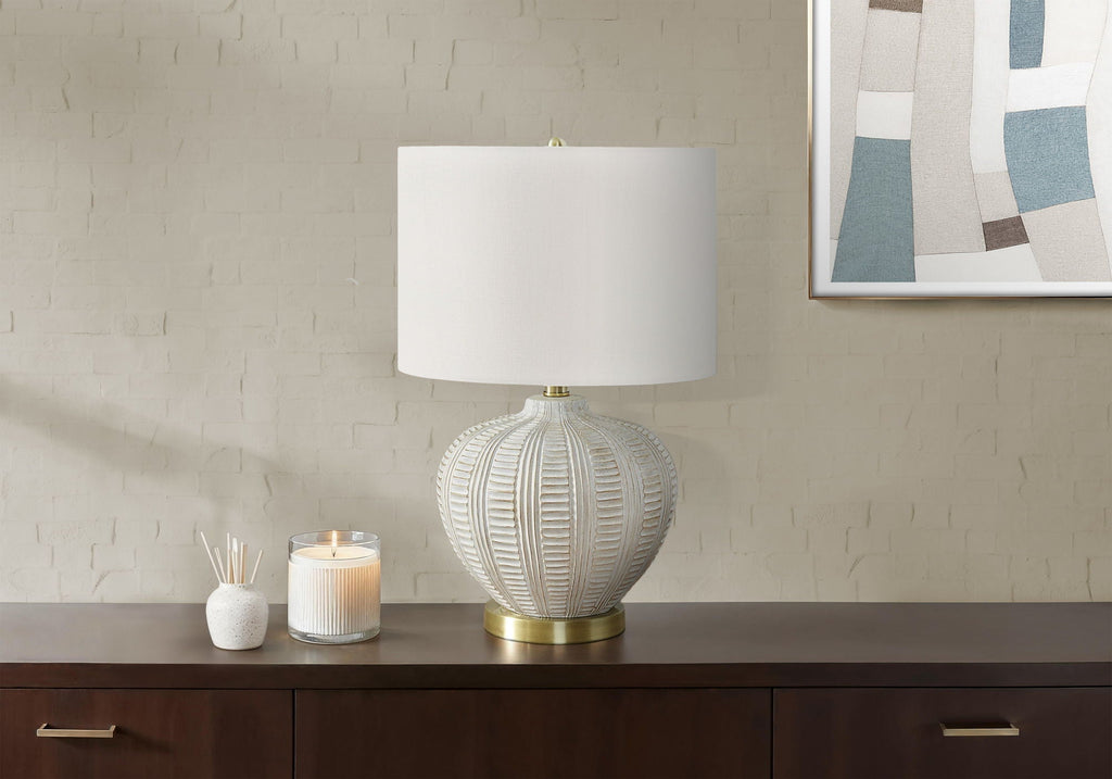 Transitional Lighting Table Lamp with Ivory Linen Shade - Cream