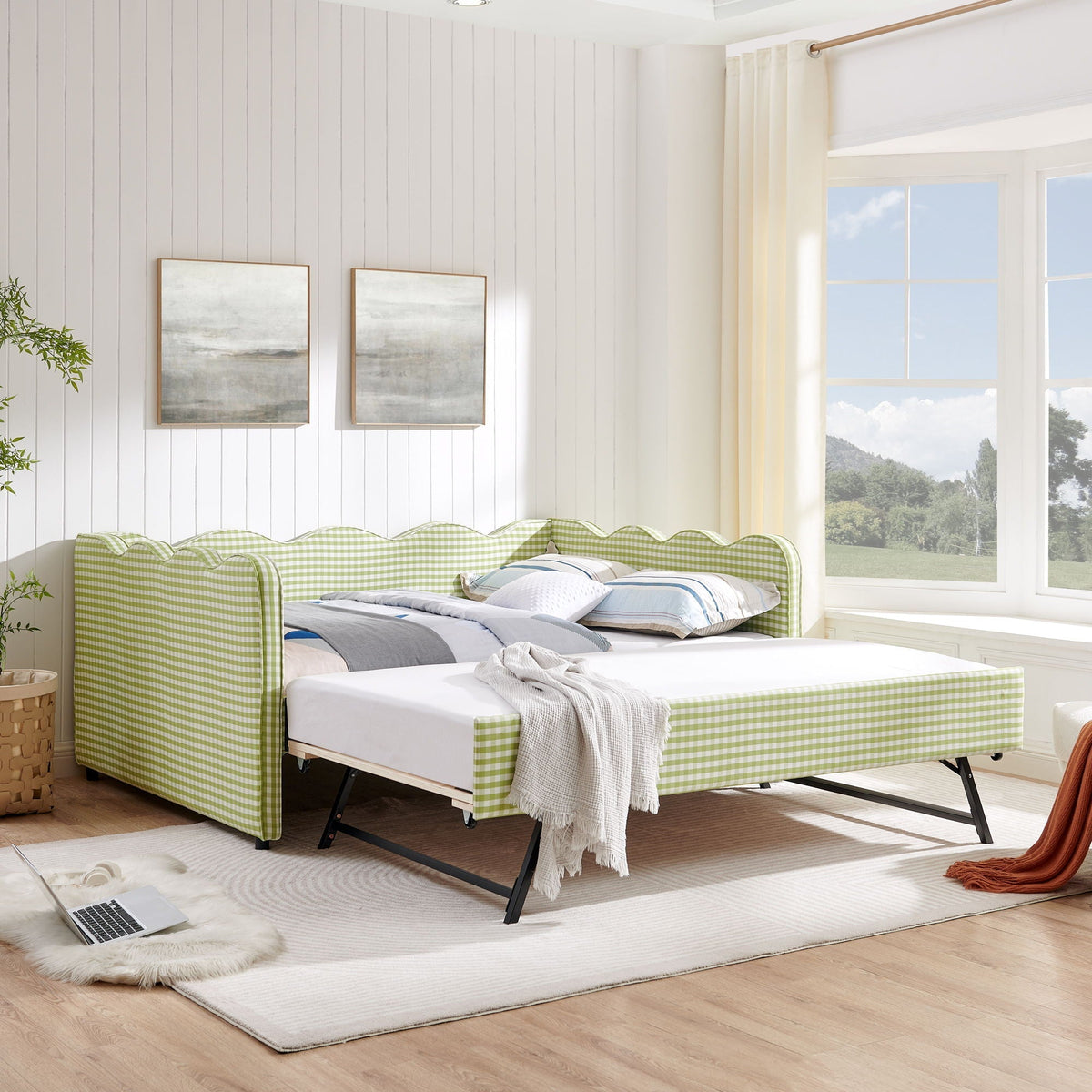 Gingham Daybed with USB Charging Port and Wave-Shaped Design - Multiple Colors