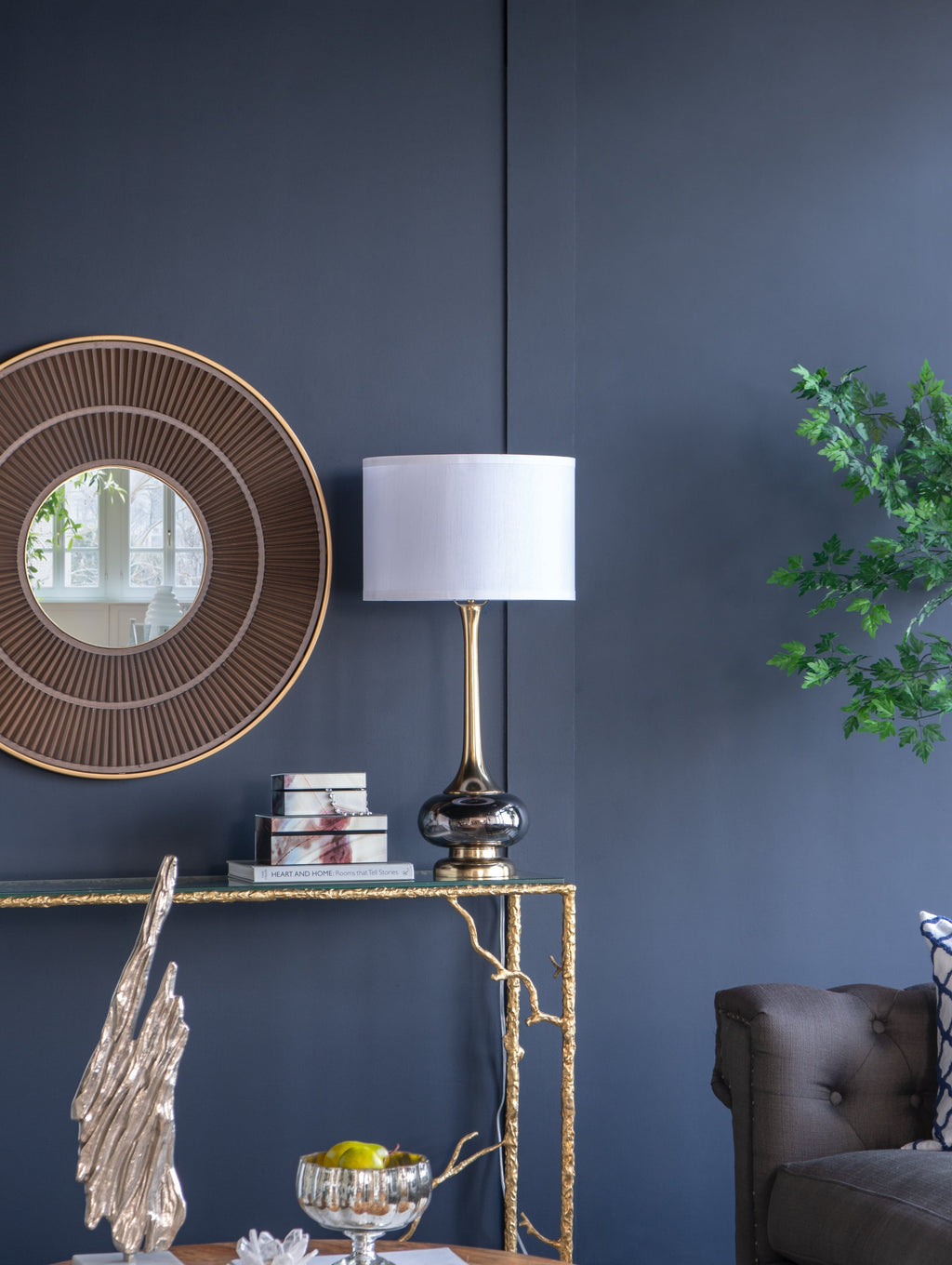 D15x29 Table Lamp with Glass Drum Shade – Aluminum Base